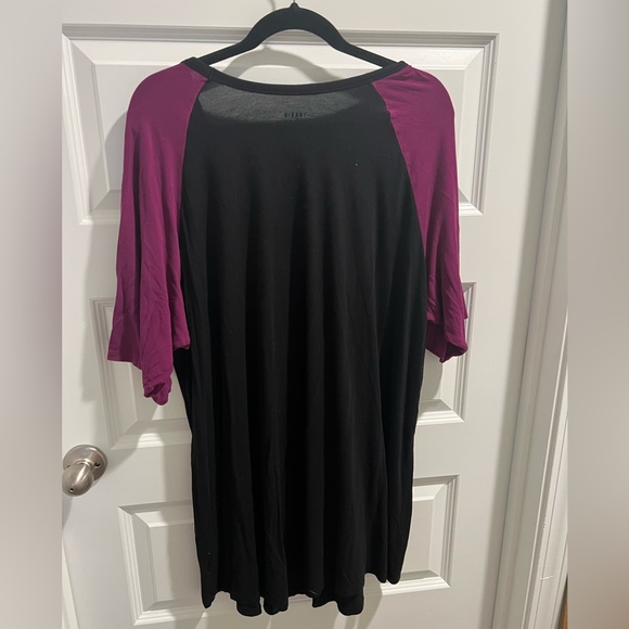 Torrid Size 5 Super Soft Knits Shirt with Floral Graphic! So cute & comfy! 🌺 - Picture 5 of 7